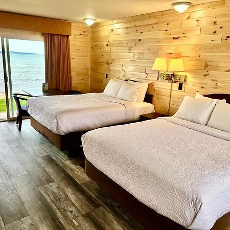 Bridgeview Motel Маккино Сити Экстерьер фото