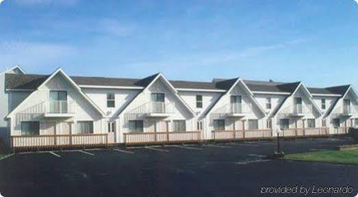 Bridgeview Motel Маккино Сити Экстерьер фото